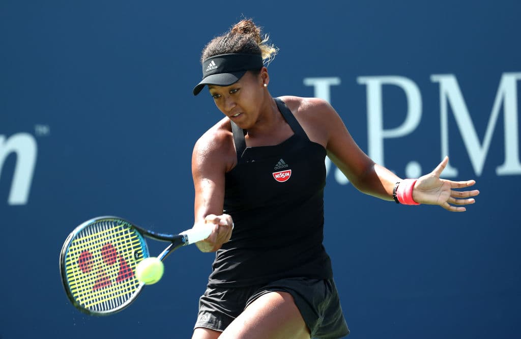 Osaka se ha convertido en una de las jugadoras distintivas en el circuito WTA gracias a una mezcla cultural, con un padre haitiano y una madre japonesa. Eso hace que tenga un porte físico llamativo.