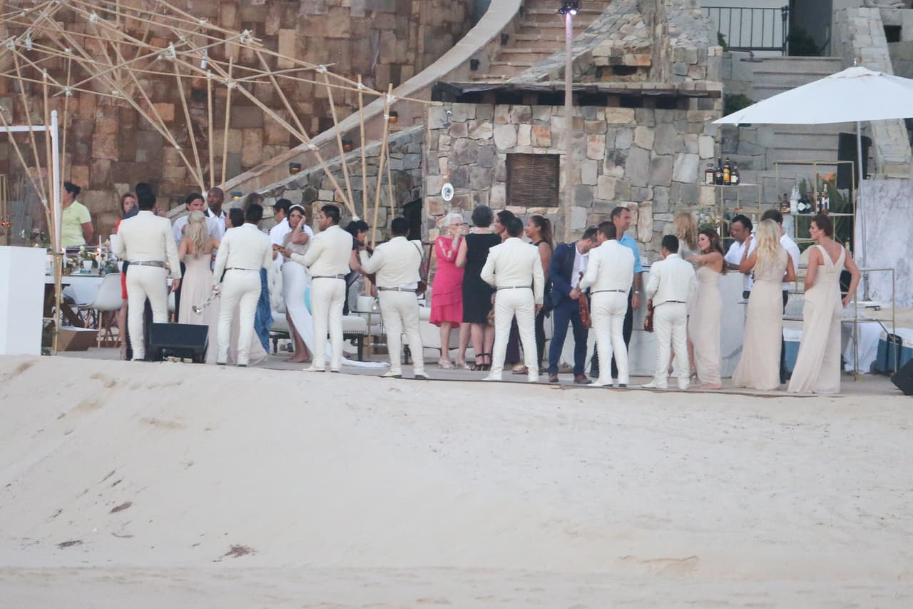Los invitados bailaron al ritmo del Mariachi.