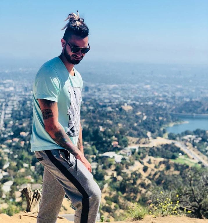 "¡(Es) la 
<b><a href="https://www.instagram.com/p/BmWiQ8aBAQz/" target="_blank">primera persona que me hizo madre</a></b>! A partir de ese día el sentido de mi vida cambió para entender que el traer un ser a este mundo dándole vida a partir de ti es el sentimiento más honesto y real", escribió en Instagram la estrella de 
<b><a href="https://www.univision.com/shows/como-tu-no-hay-dos" target="_blank">Como Tú No hay 2</a></b> en agosto de 2018. 
<br>