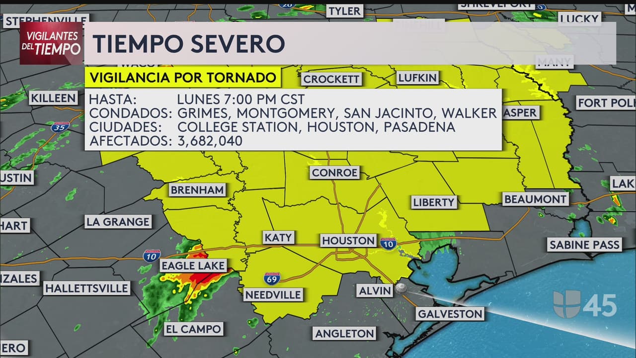<b>El Servicio Meteorológico Nacional informó que al menos dos tornados tocaron tierra en el área de Houston este lunes 24 de noviembre. </b>Sin embargo, aún no pueden confirmar con exactitud hasta que se hagan las pruebas en terreno.