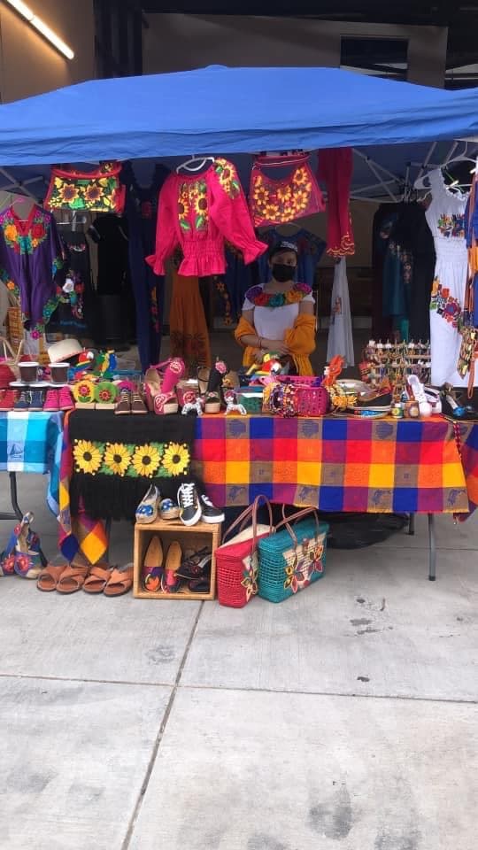 Habrá música en vivo, antojitos latinos para degustar y rifas. 
<br>