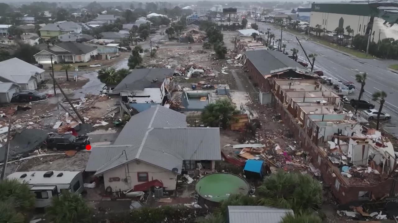 Florida despertó el 9 de enero con fuertes vientos derivados de una extensa tormenta invernal. Desde un días antes autoridades y habitantes se prepararon, aunque la prioridad era hacer frente a las lluvias y posibles inundaciones, fueron los fuertes vientos los que causaron más daño: derribaron techos de casas y lanzaron muebles