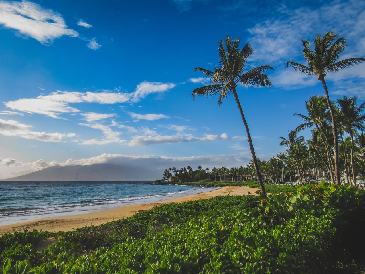 <b>Puesto 4.</b>
<b>Playa de Wailea, Hawaii.</b> “La pasarela a lo largo de esta playa ofrece impresionantes vistas de la costa de Maui. Ya sea en una caminata rápida o tranquila, la belleza abunda en la zona. Incluso puede ver ballenas en alta mar”.