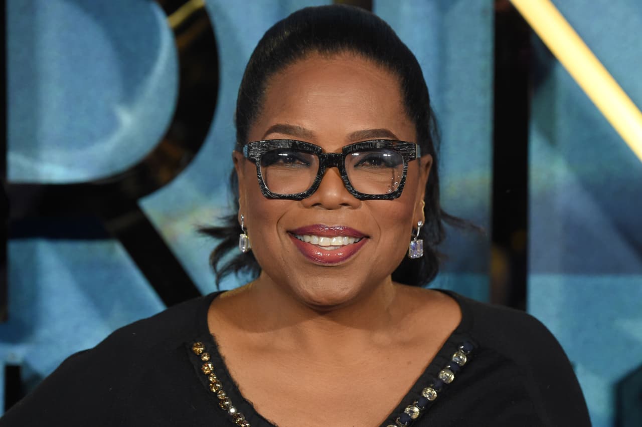 La presentadora de televisión, actriz y empresaria Oprah Winfrey aportó 500,000 dólares al movimiento #NeverAgain de los sobrevivientes de Parkland para la organización de la manifestación del sábado 24 de marzo en Washington DC.