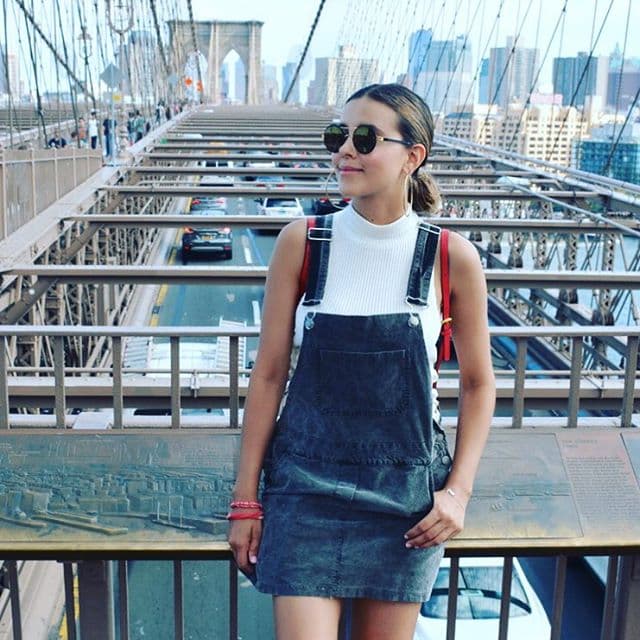 Estudió actuación en el mismo lugar donde estudió Salma Hayek, el Stella Adler Studio of Acting.