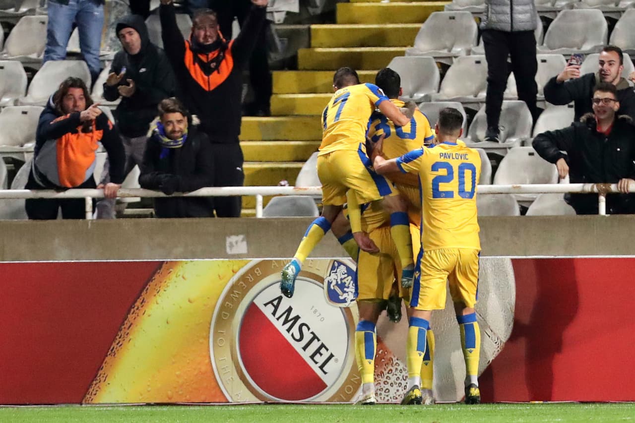 Sevilla cierra la fase de grupos con derrota ante APOEL 