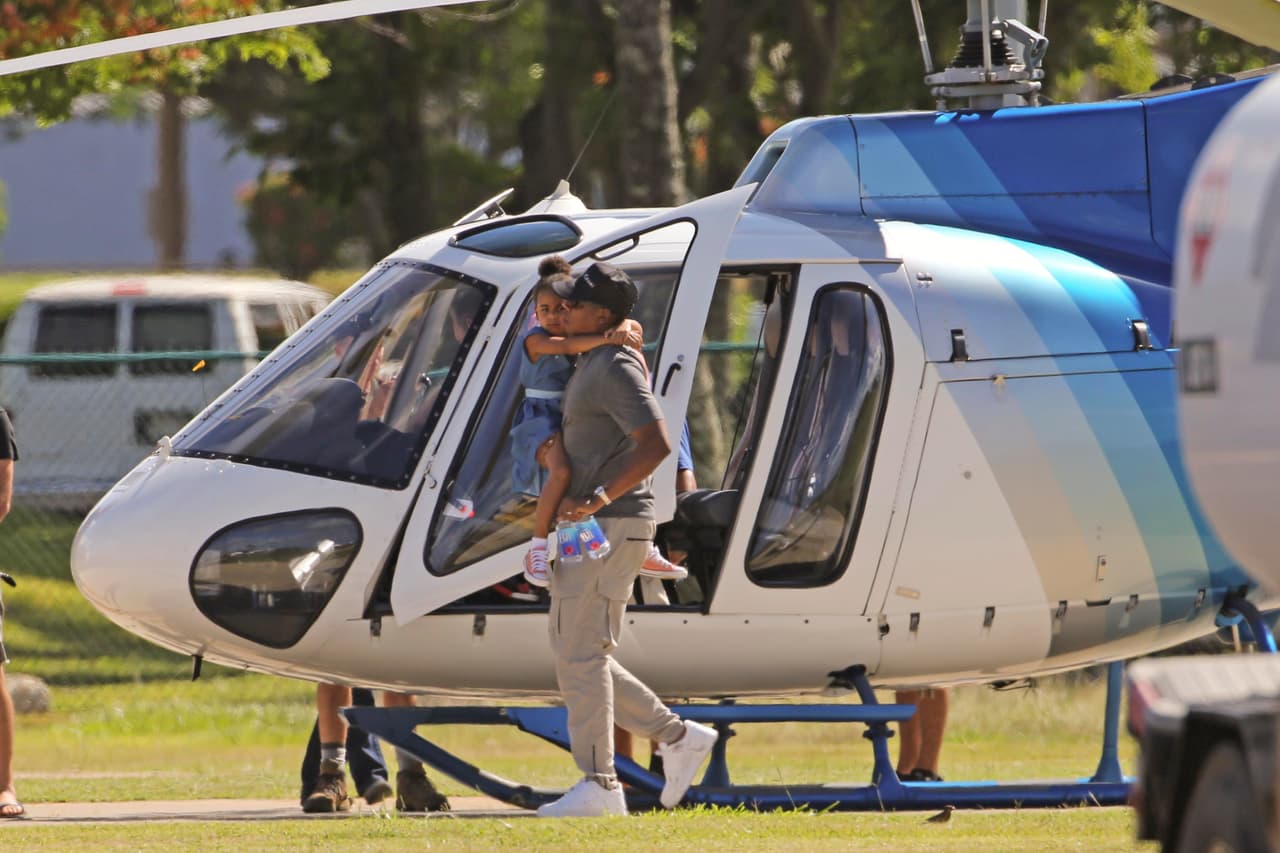 Jay cargaba en brazos a su adorada Blue Ivy.