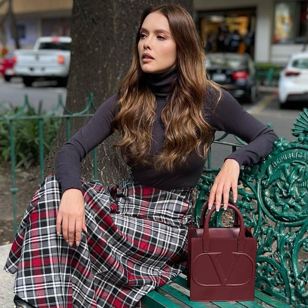 Fue la propia protagonista de telenovelas como 
<a href="https://www.vix.com/es-es/detail/series-1572?utm_medium=internal_referral&utm_source=univision&utm_campaign=breaking_news&utm_content=ed_entertainment&utm_term=slideshow" target="_blank">Contra Viento Y Marea, que puedes ver aquí en ViX+</a>, quien compartió en su cuenta de Instagram una fotografía que revela cómo luce ahora. 
<br>