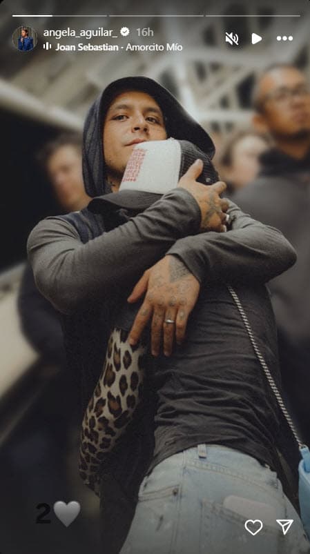 Ángela Aguilar celebra dos meses de casada con Nodal.