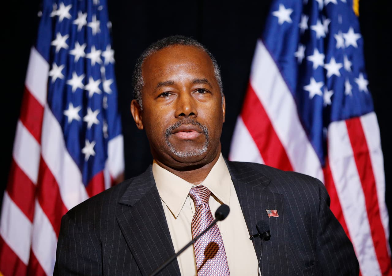 Encuesta: Carson es el candidato republicano más popular entre los hispanos