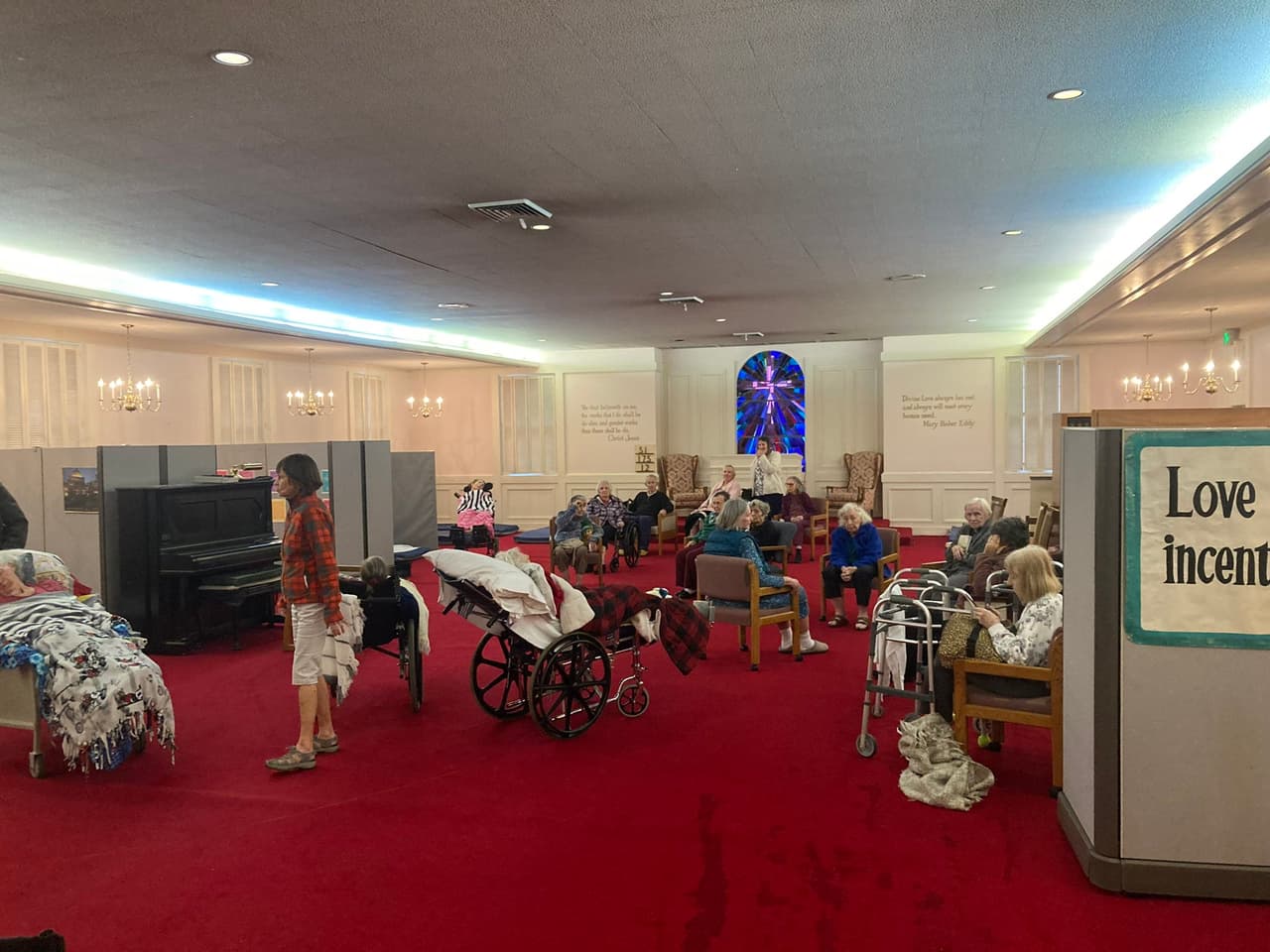 Los ancianos quedaron secos y bajo resguardo gracias a la intervención de las autoridades.
<br>