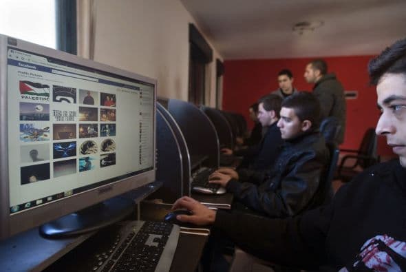 Un ejecutivo de Facebook advirtió que si una empresa descubre que la persona que solicitó empleo pertenece a un grupo protegido, la empresa podría exponerse a ser acusado de discriminación si no contrata a esa persona.