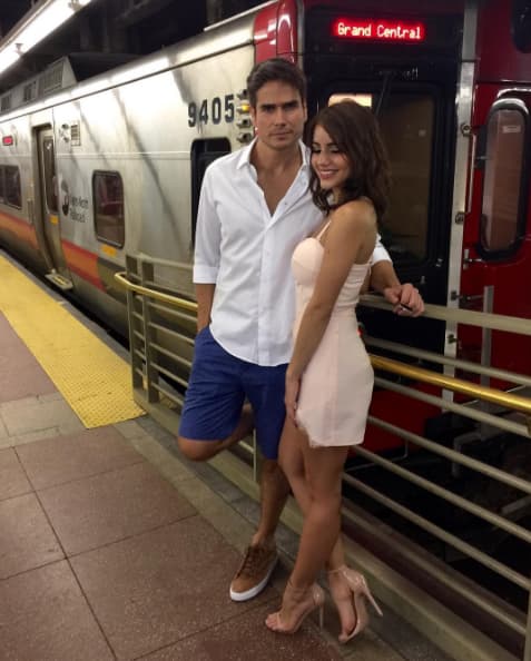 Hay mucha química entre la pareja pero sobre todo buena vibra.