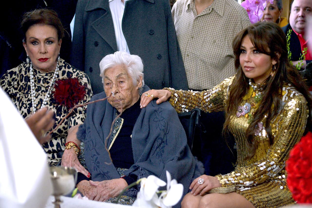 La matriarca de la familia murió a los 104 años en un hospital de la Ciudad de México, informó el programa 'Venga la alegría, fin de semana'.
<br>