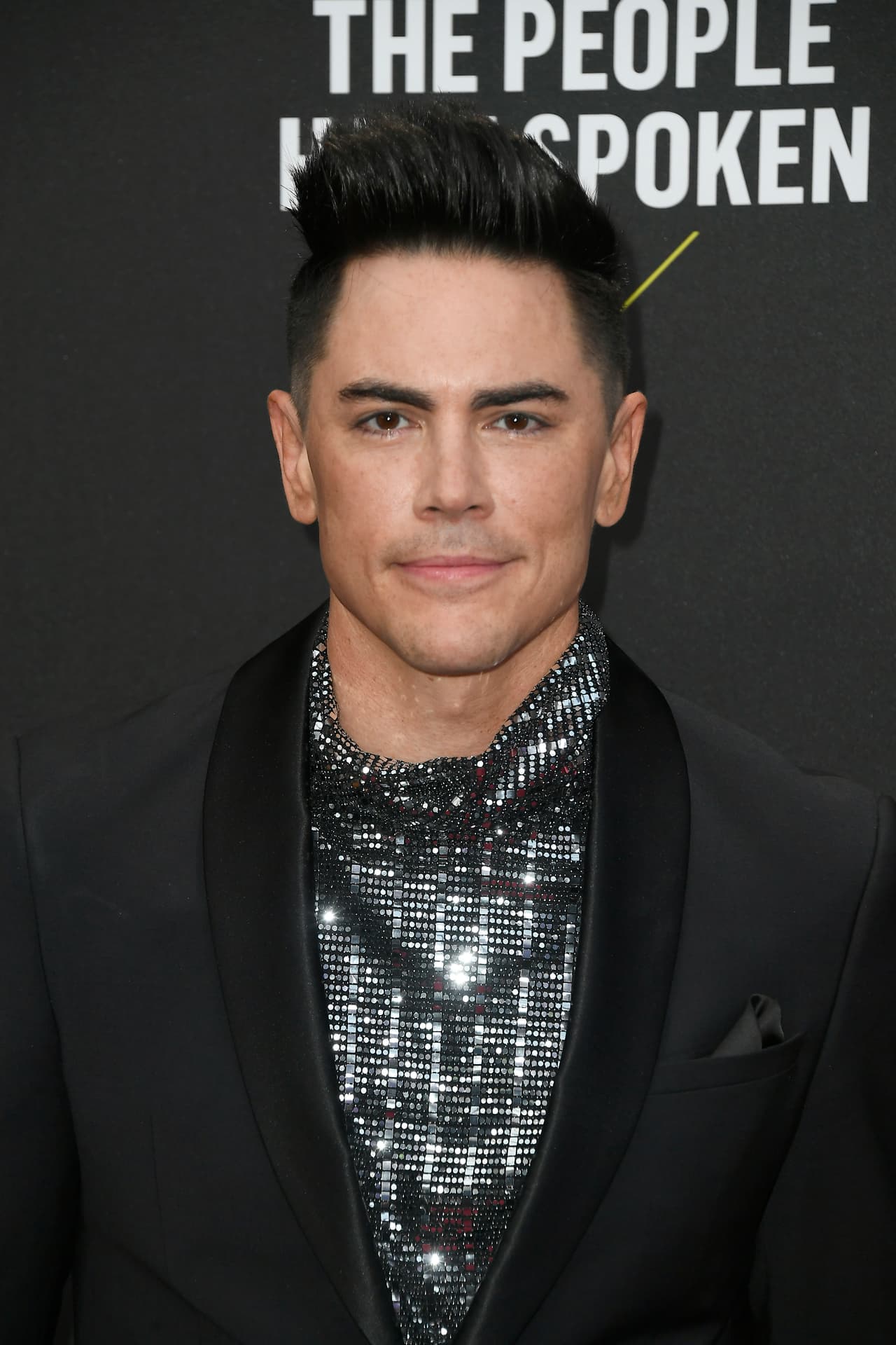 El actor Tom Sandoval, estadounidense con raíces mexicanas por parte de su padre, estuvo presente por la nominación a Mejor reality show por 
<b><a href="https://www.youtube.com/watch?v=vxuvhsip7W4" target="_blank">'Vanderpump rules'.</a></b>
<br>