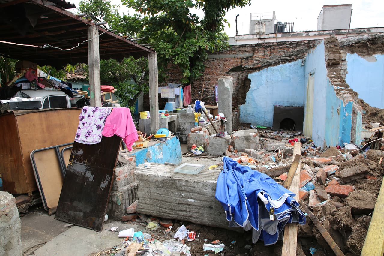 Las casas del centro de la ciudad, como ésta que pertenecía a la familia Quintero Nava, fueron de las primeras en ser derribadas.