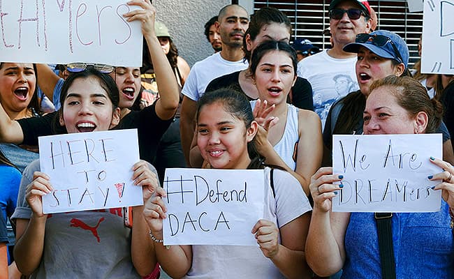 Cuenta regresiva para los dreamers: quienes no renueven su permiso de trabajo antes del 5 de octubre perderán el amparo de la deportación