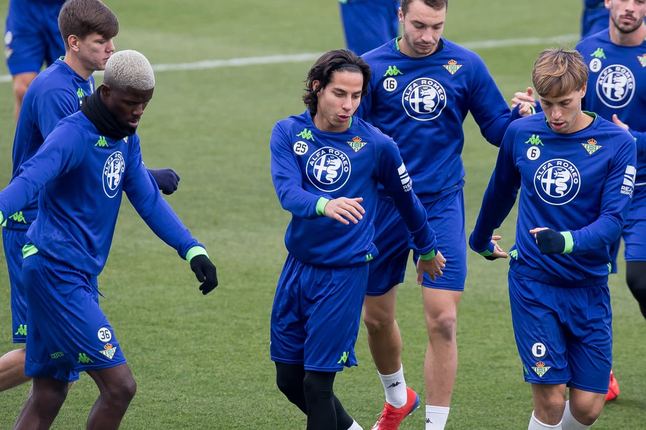 Diego Lainez fue presentado y espera mostrar el talento que ya ha plasmado en la Liga MX y que lo llevó a ser parte del equipo mexicano de mayores, todo en el inicio de su sueño europeo con Betis.