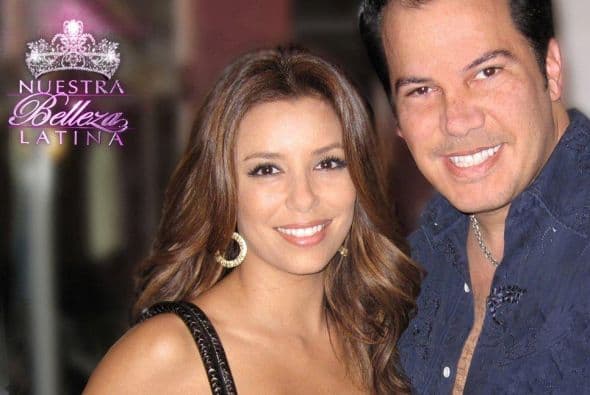 Eva Longoria ha lucido espectacular en alfombras rojas con sus creaciones.(Cortesía: Charlie Lapson)