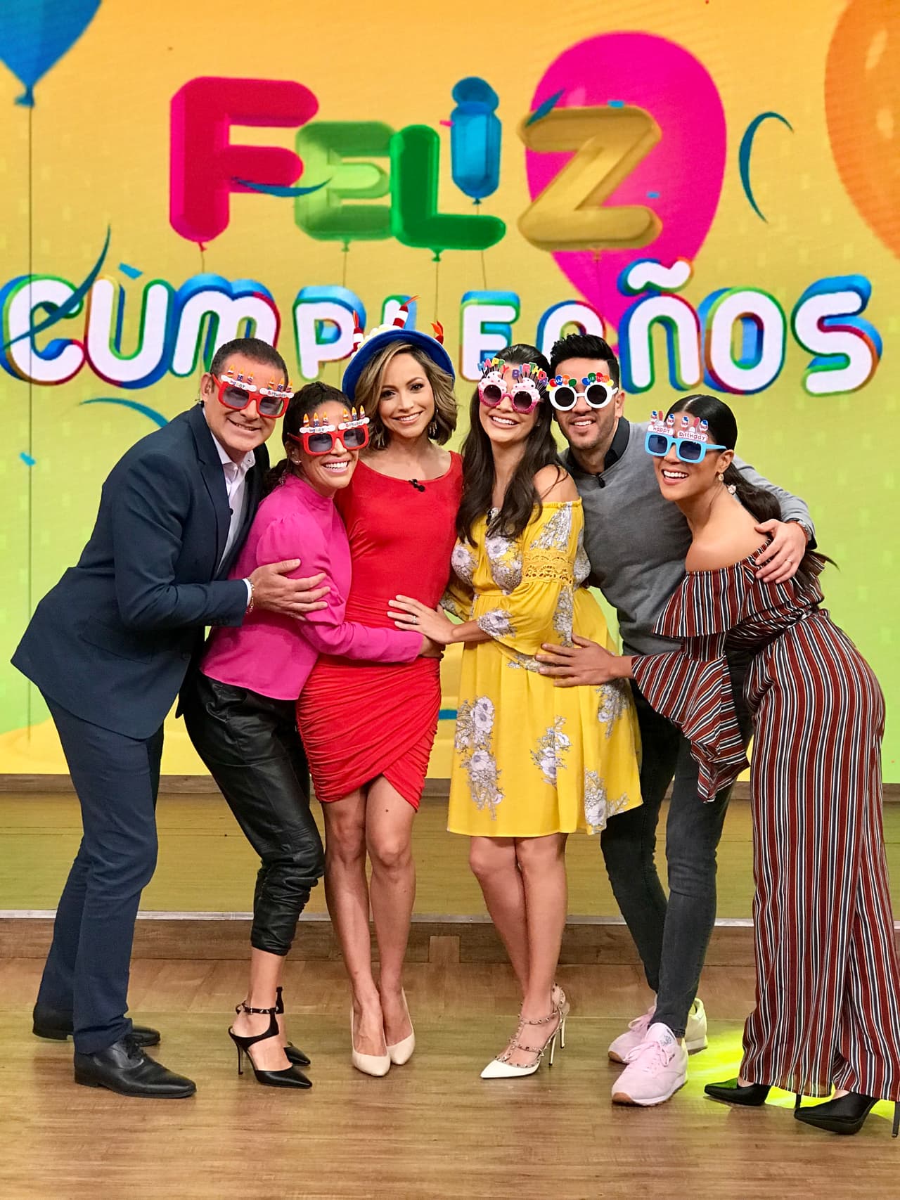 La foto con sus compañeros no podía faltar. Satcha quería tener el recuerdo de esta mañana.