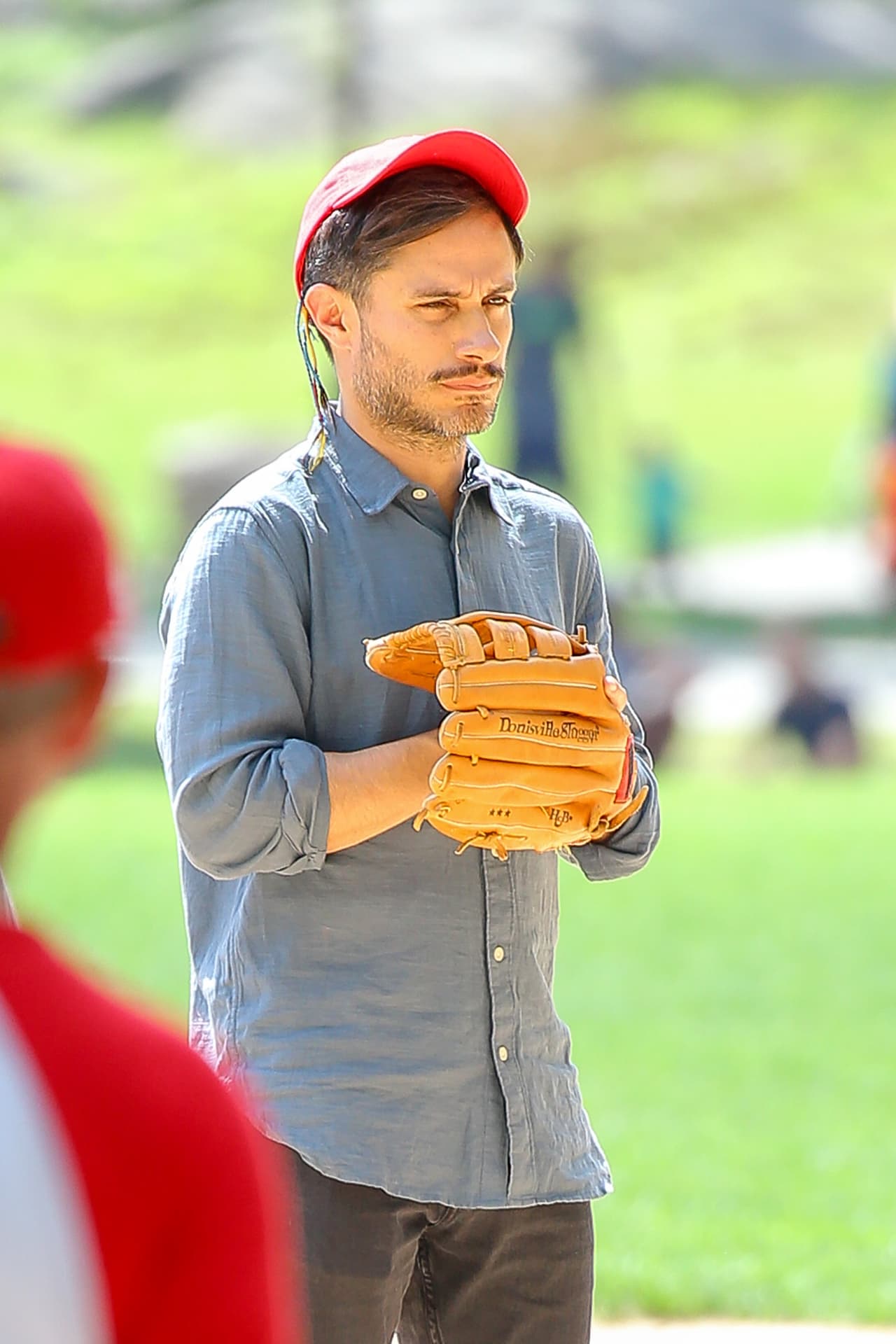 Aprovechando la grabación de su programa, el mexicano se divierte con sus pequeñines.