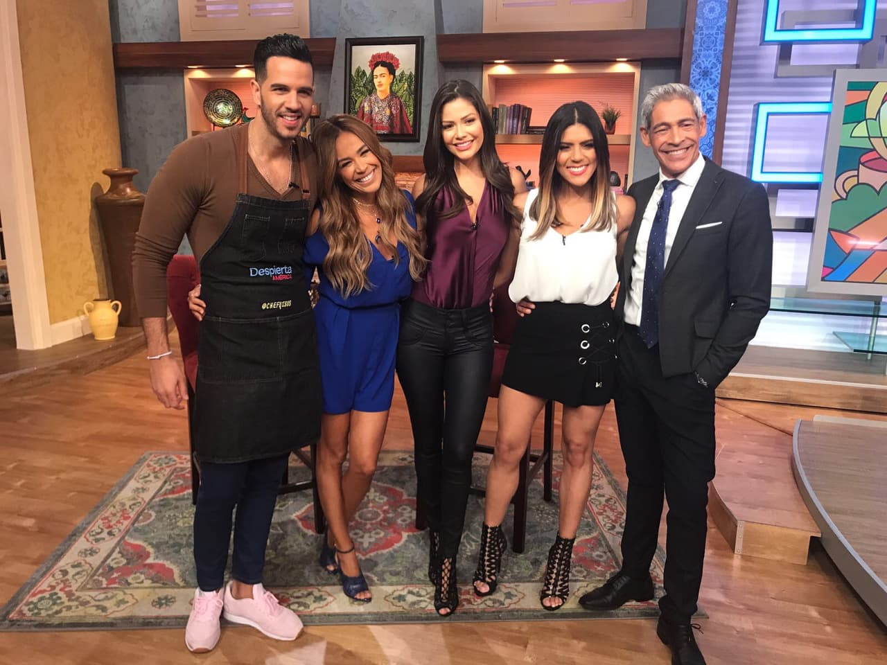 Despertamos este jueves llenos de alegría y con la visita de nuestro querido Johnny Lozada.