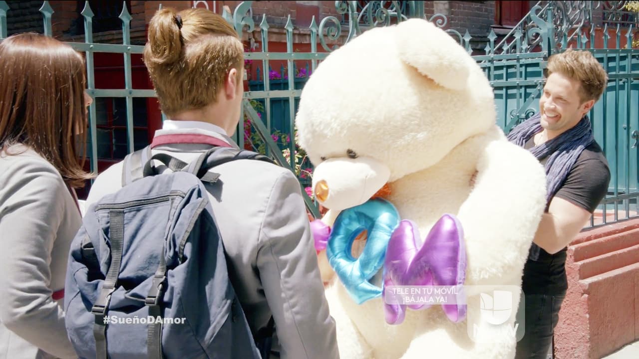 Quiere conquistar su corazoncito a como dé lugar.