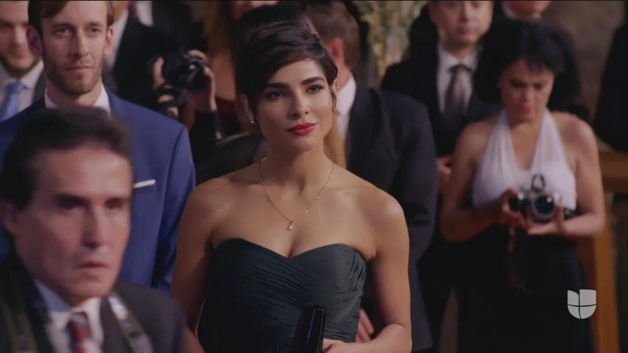 "Ella sabía que estaba nerviosa y que era la primera vez que estaba actuando y me dio consejos", afirmó.