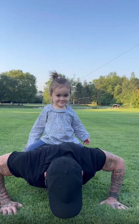 Sus famosos padres le dedicaron tiernos videos y amorosos mensajes en Instagram.
<br>