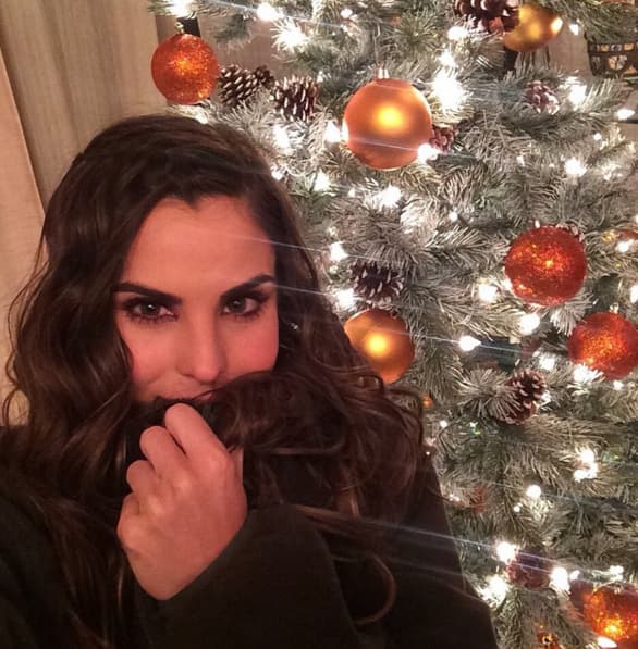 Por eso les hizo creer que sólo era un broma de mal gusto de Benito y lo humilló antes los invitados.