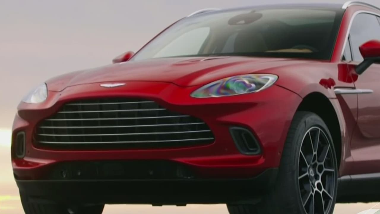 El Chef Yisus quedó encantado con la Aston Martin DBX707, la SUV más rápida del mundo