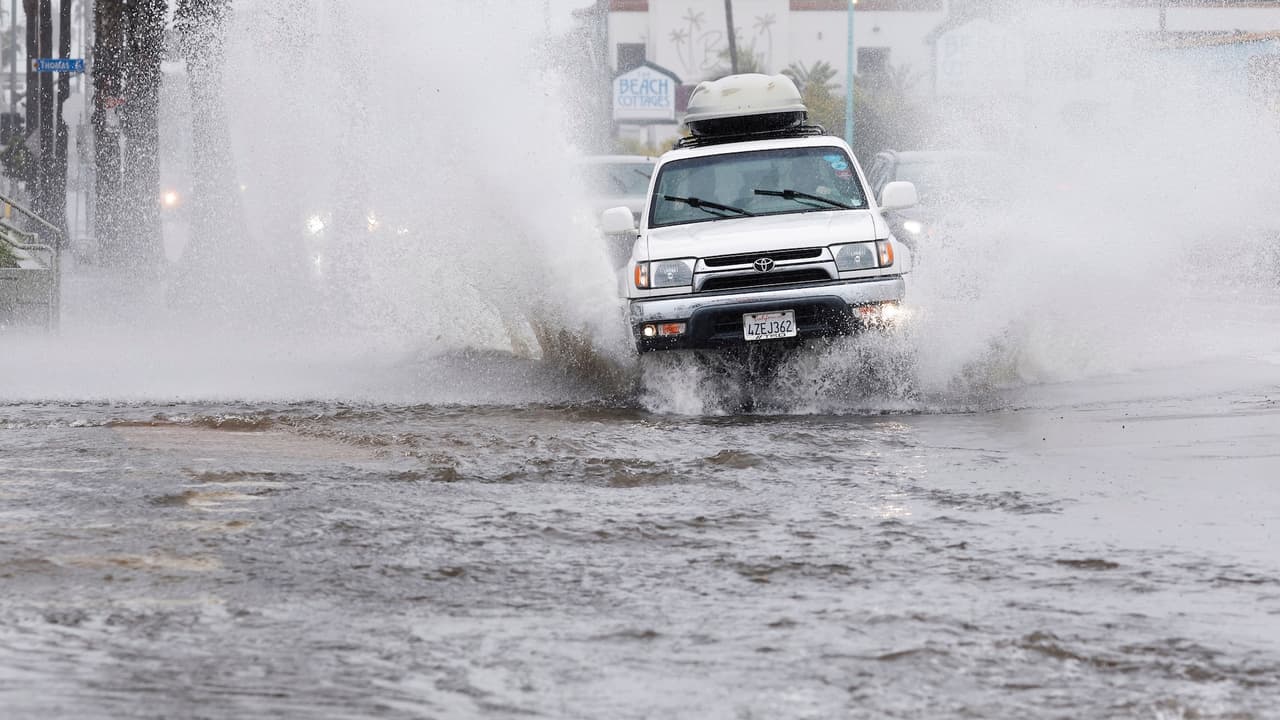 Tormentas en el sur de California: extienden advertencias de evacuación por nuevas tormentas.