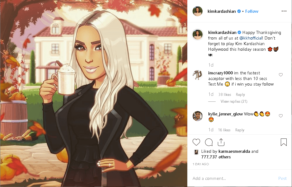 "¡
<b>Feliz Día de Acción de Gracias</b> de parte de todos nosotros en Kim Kardashian Oficial! No te olvides de jugar Kim Kardashian Hollywood en estas fiestas", escribió la estrella de los realities.
