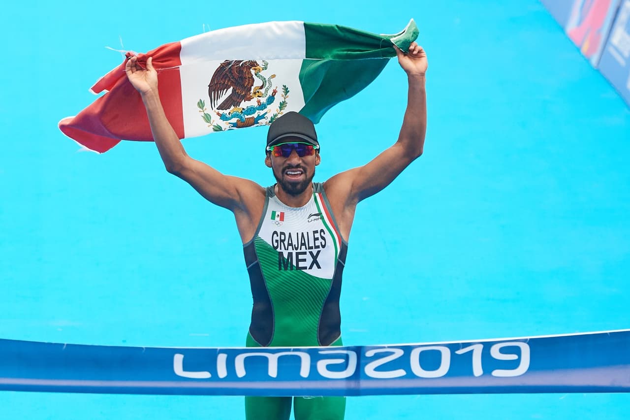 Crisanto Grajales, bicampeón panamericano en triatlón
