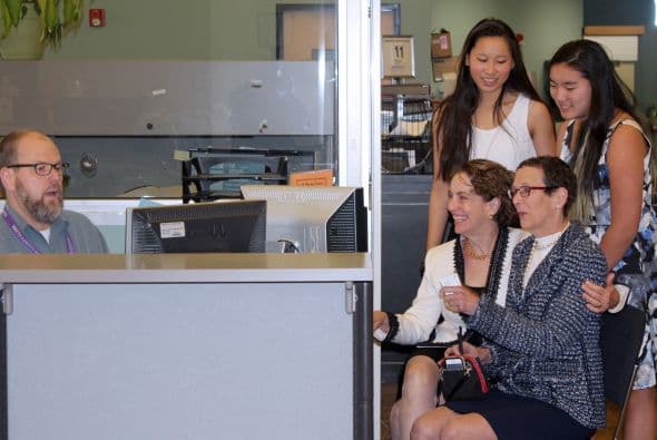 Sarah Goodfriend y Suzanne Bryant se convirtieron este jueves en la primera pareja homosexual en contraer matrimonio en Texas.