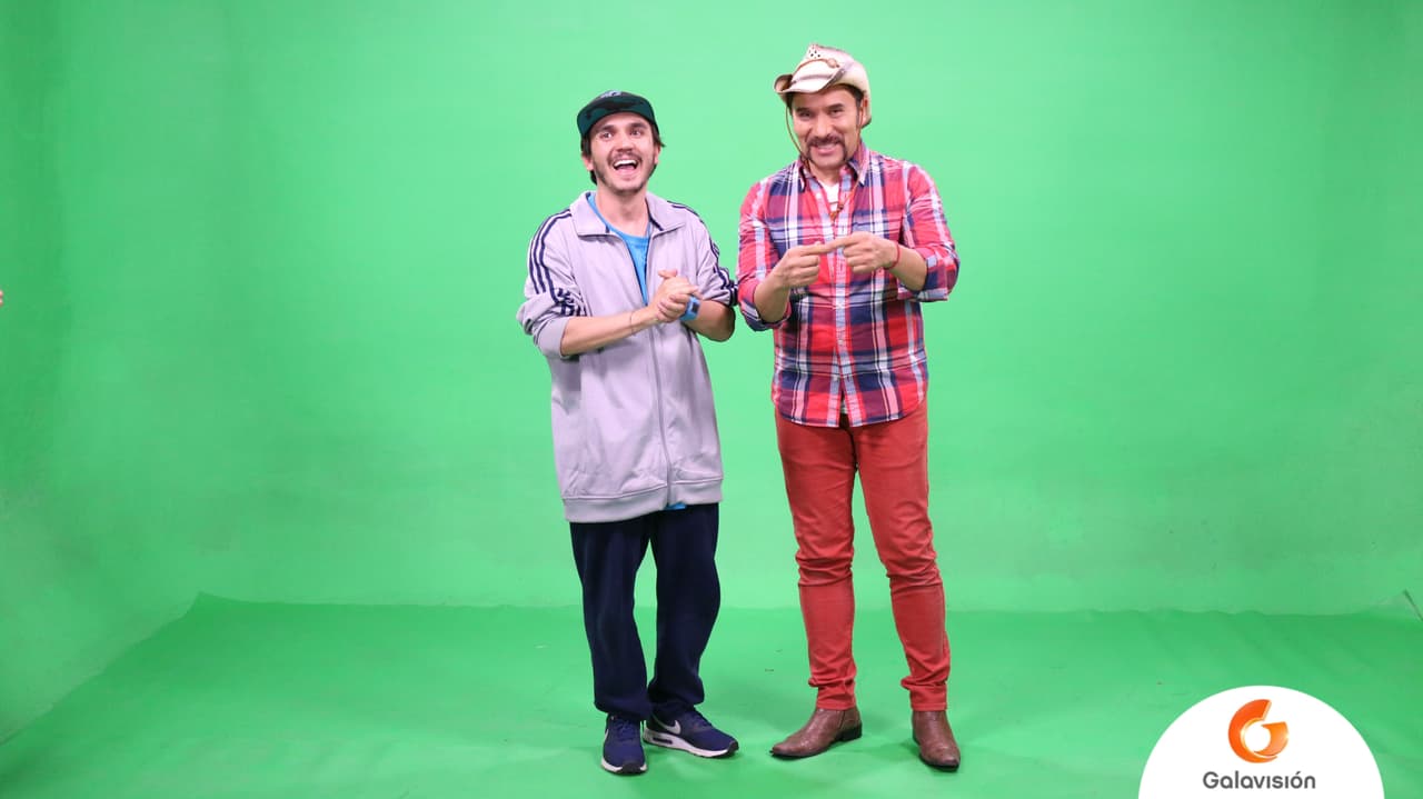 En el webisodio número 19 el cousin Mike pide la ayuda de su primo para saber su futuro.