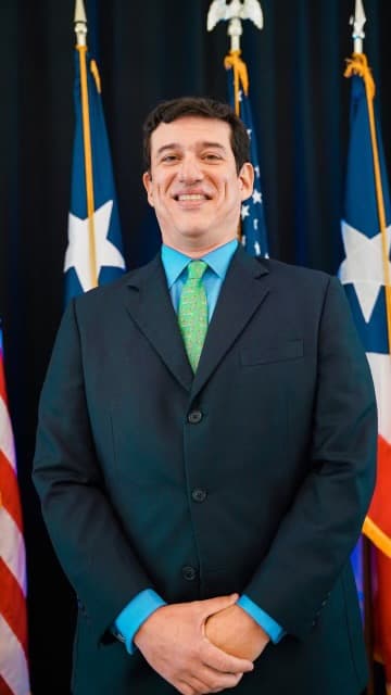 <b>Juan Carlos Blanco Urrutia</b> - En el 2009 fue secretario de la gobernación. Pedro Pierluisi, lo designó como director de la Oficina de Gerencia y Presupuesto.