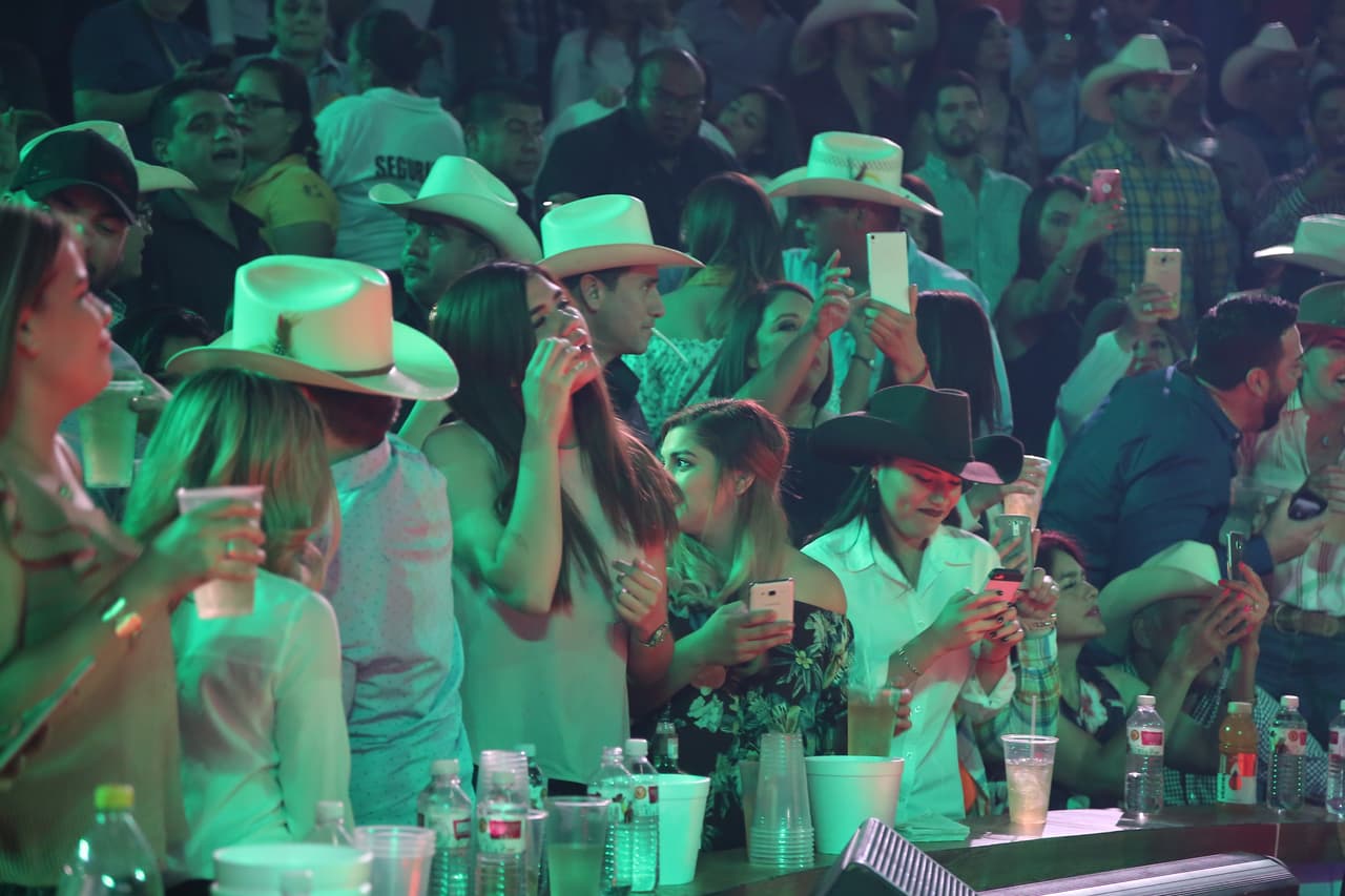 Los tragos no pueden faltar cuando se trata de un concierto de música mexicana.