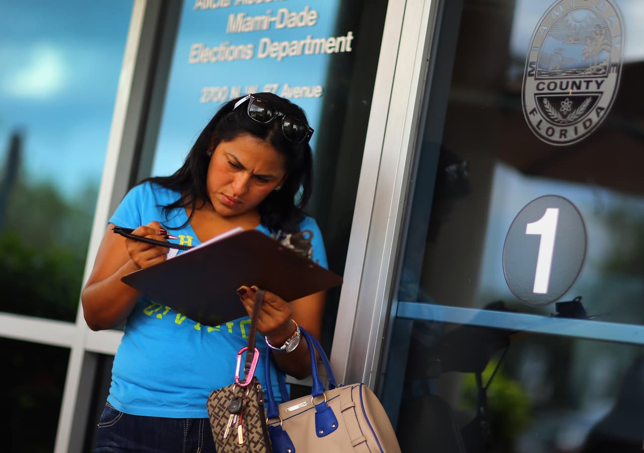Ocho razones por las que deberías registrarte ya (y salir a votar)