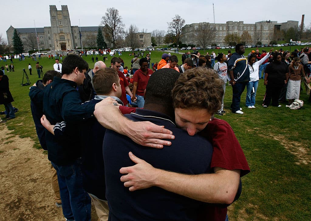 Menos de un año después del tiroteo, el presidente George W. Bush firmó la Ley de Enmiendas de Mejora del NICS (National Instant Criminal Background Check System), que endureció la presentación de informes de datos de salud mental de los estados a las bases de datos federales para la verificación de antecedentes en la compra de armas. Esta legislación bipartidista se considera uno de los mandatos federales recientes más importantes sobre la venta de armas. Pero el tiroteo también motivó al loby pro-armas, que centró su atención en los estados e instigaron a aprobar nuevas leyes menos restrictivas en algunos territorios, alegando que ante el incremento de la violencia lo mejor es estar armados. Tras el tiroteo de Virginia Tech, más de una docena de estados aprobaron leyes de "portación constitucional" que permite portar armas sin permiso. Al menos 10 estados permiten armas de fuego en los campus universitarios.
