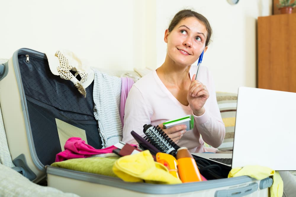 <b>Leo</b>
<br>
<b>Tiempo de viajes y entretenimientos</b>
<br>Si estás pensando viajar prepara con tiempo todo para que no tengas trastornos ni demoras. En este ciclo de Mercurio en el elemento fuego superan muchos trastornos nerviosos que pueden haberte mantenido deprimido anteriormente.