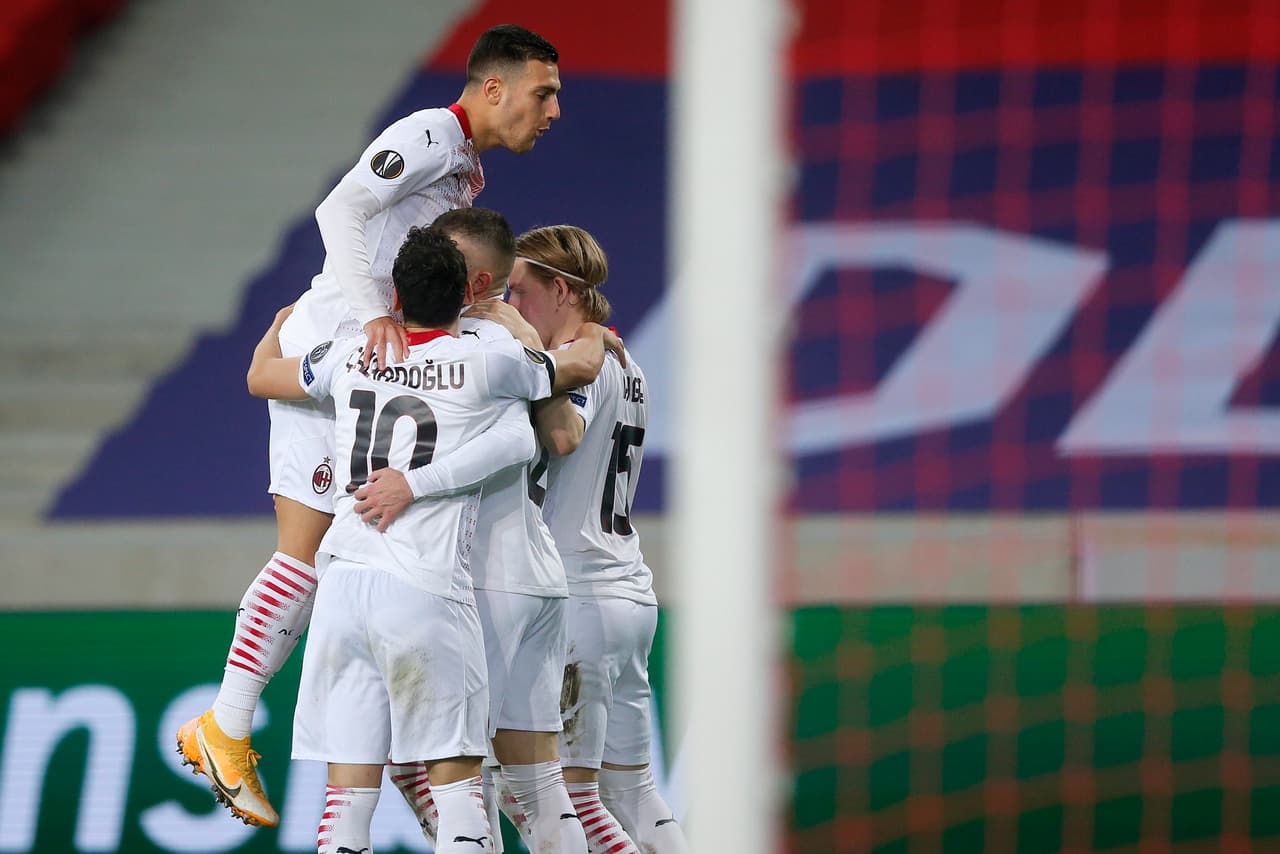 AC Milan y Lille reparten puntos tras empatar 1-1 durante la cuarta jornada de la Europa League. Castillejo le daba la ventaja al equipo visitante al minuto 46, pero fue al minuto 65 cuando Jonathan Bamba da el gol para la escuadra francesa y logra igualar el marcador.