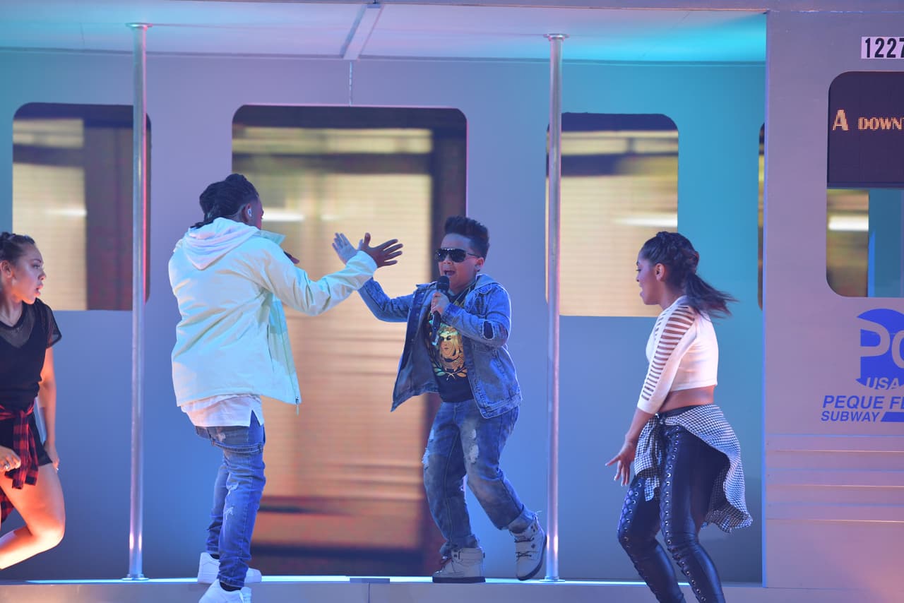 Pero no sería la única sorpresa que el pequeño rapero tendría en el programa.