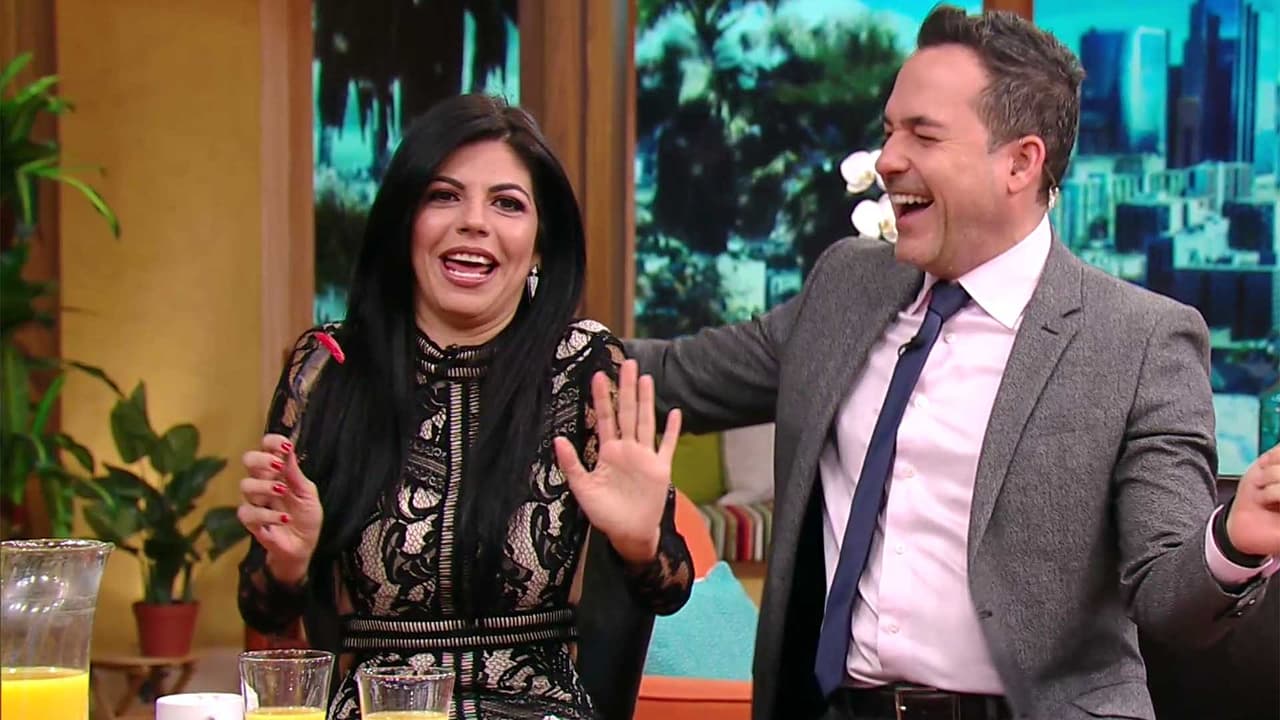 Aunque África parecía decir ya basta, Carlos se veía muy emocionado.