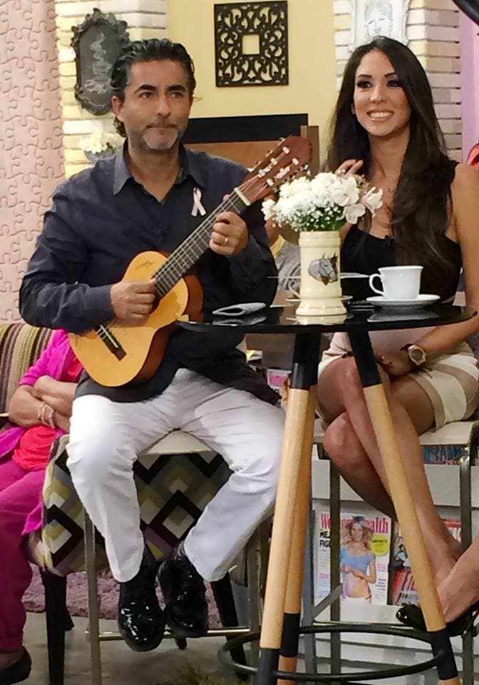 ¡Negrito sabe cantar muy bien!