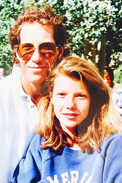 ¿Ubican a esta bella niña? Actualmente es una reconocida actriz de Hollywood que se encuentra en el gusto del público.