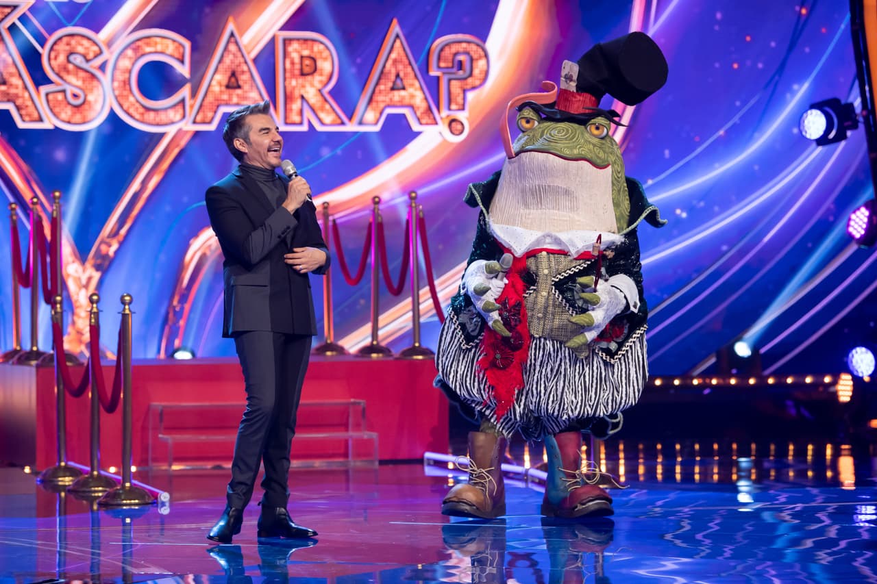 Los ‘investigadores’ aseguraron que Sapo los quiso confundir al presumir un acento español. En cuanto a los pronósticos, Noel Schjaris, Gian Marco, Leonel García y Lisardo fueron los nombres que los ‘investigadores’ lanzaron.
<br>