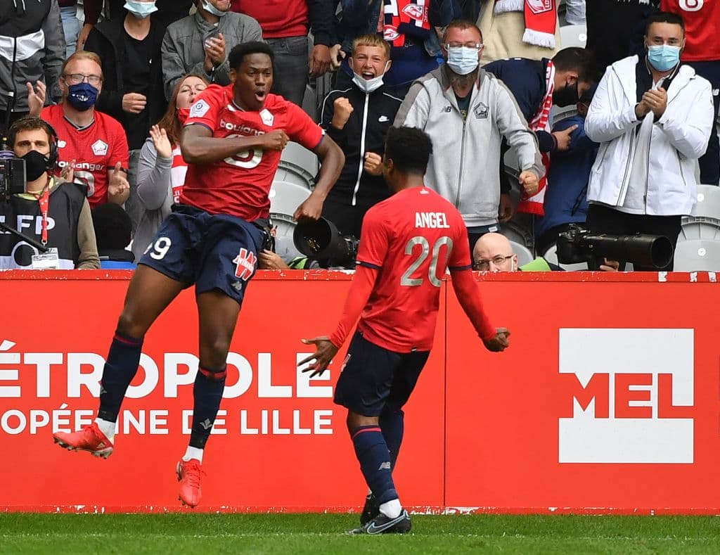Lille derrotó 2-1 a Montpellier y consigue su primer triunfo en la Ligue 1. Yazici y David descontaron para los Dogos durante la cuarta jornada de la liga francesa.