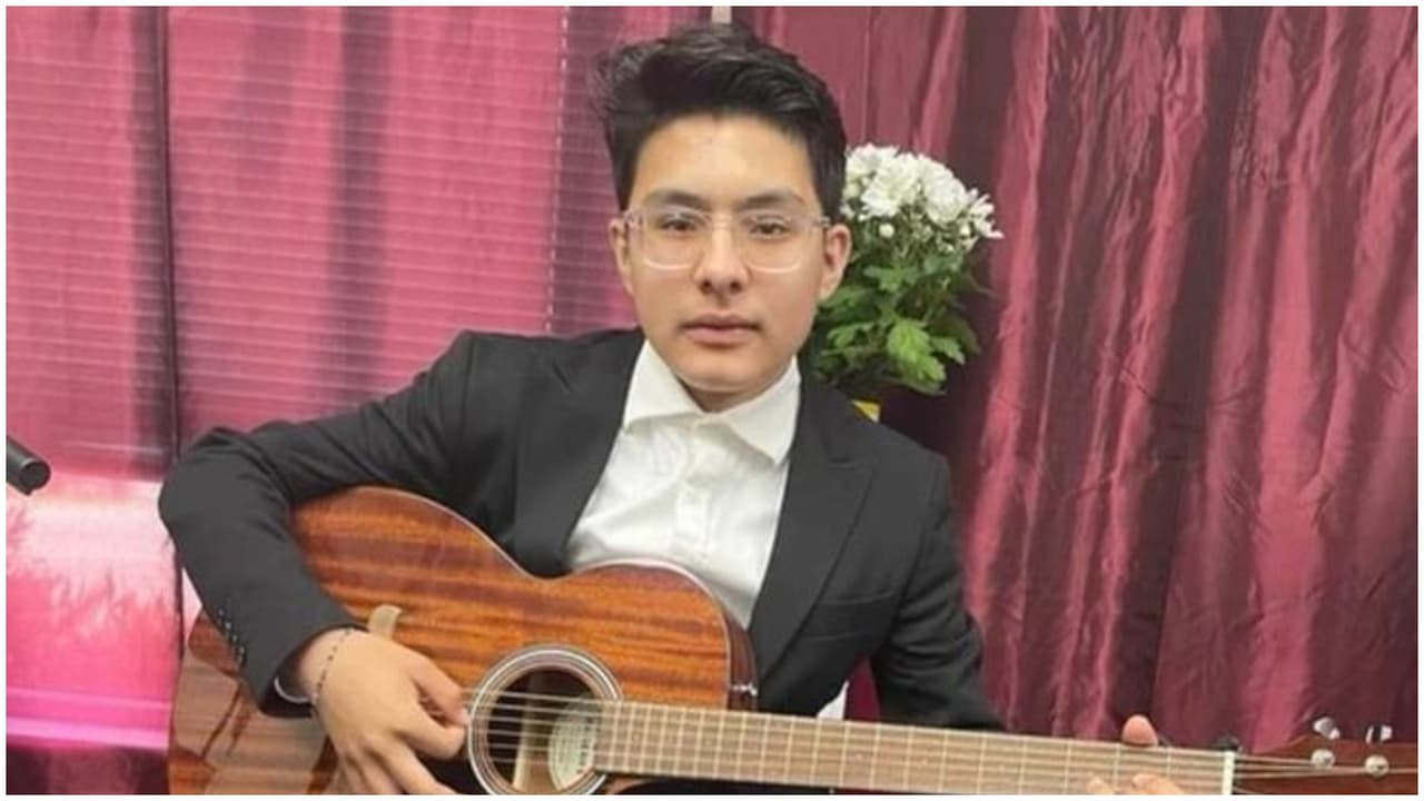 Un estudiante hispano de 16 años fue hallado muerto en su casa en Alexandria