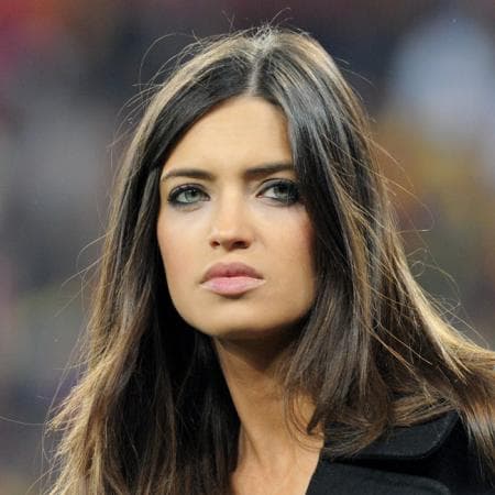 Ahora un trago amargo de salud toca a Sara, quien reveló a través de su cuenta en Instagram que padece la "dichosa enfermedad de seis letras", en alusión al cáncer.